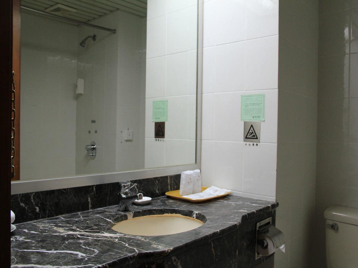 Wuzhou Hotel Extérieur photo